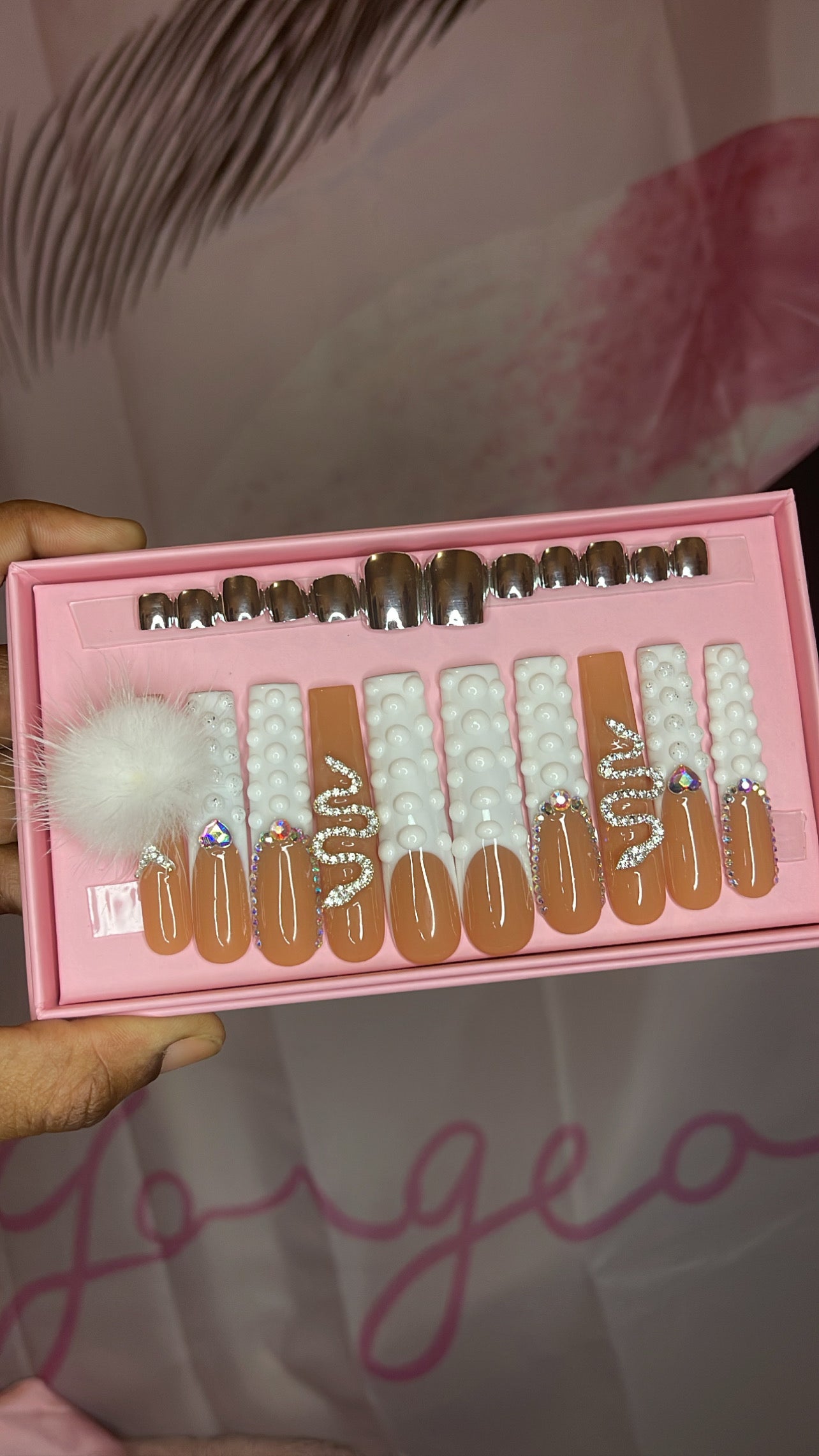 G.B.SLLC 100% Hand-Made Press On Nails Platinum Set