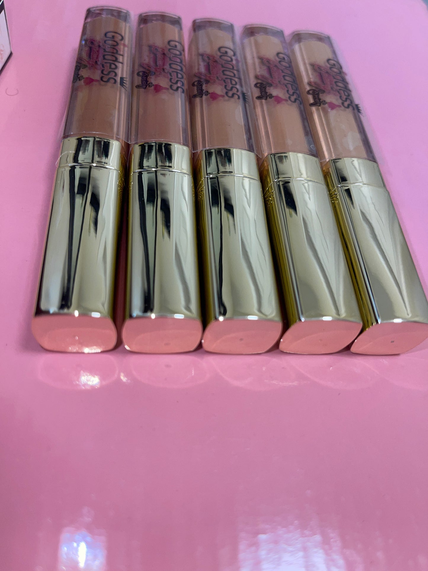 G.B.SLLC Creaseless Concealer