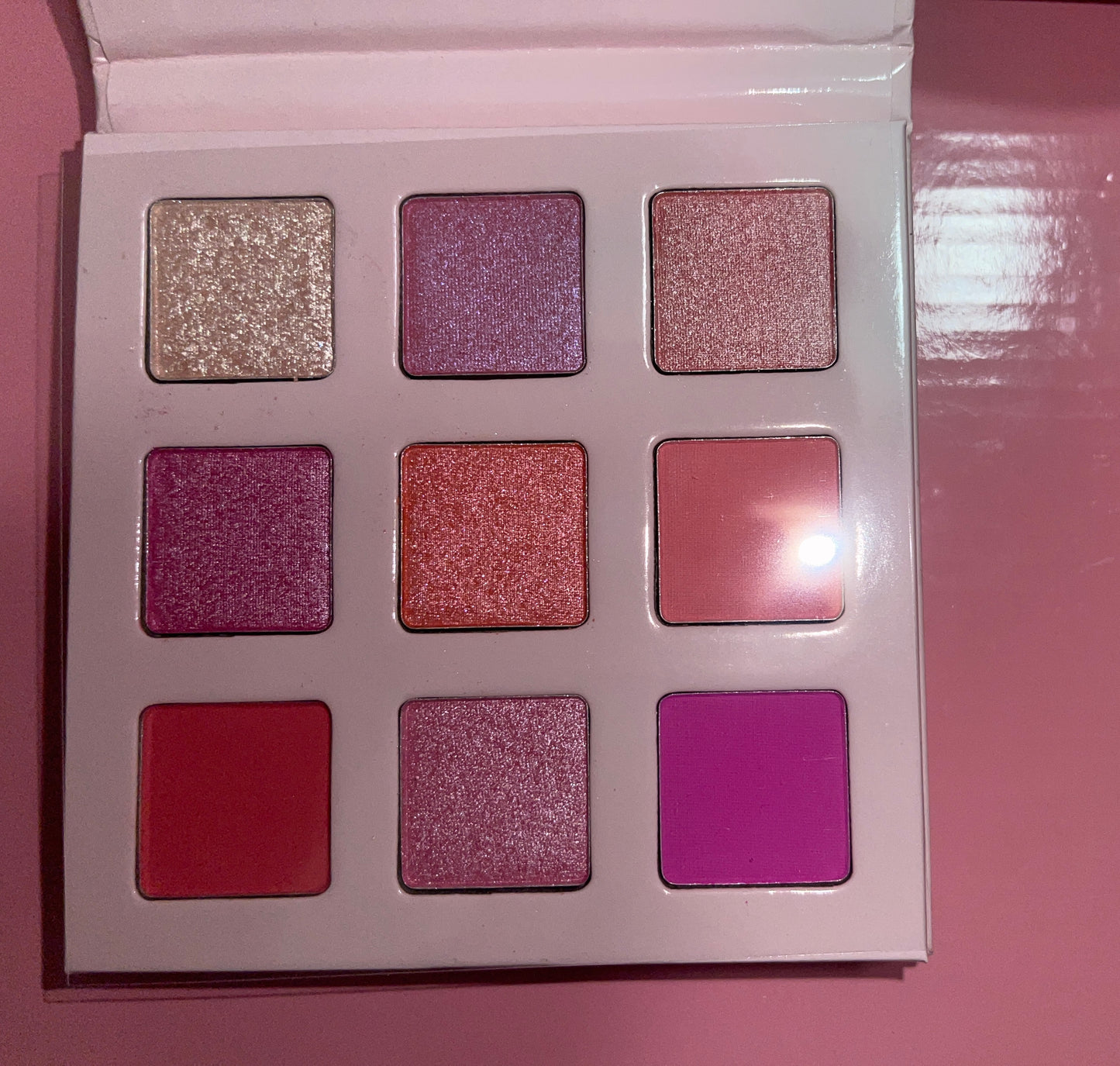 G.B.SLLC Eyeshadow Palette