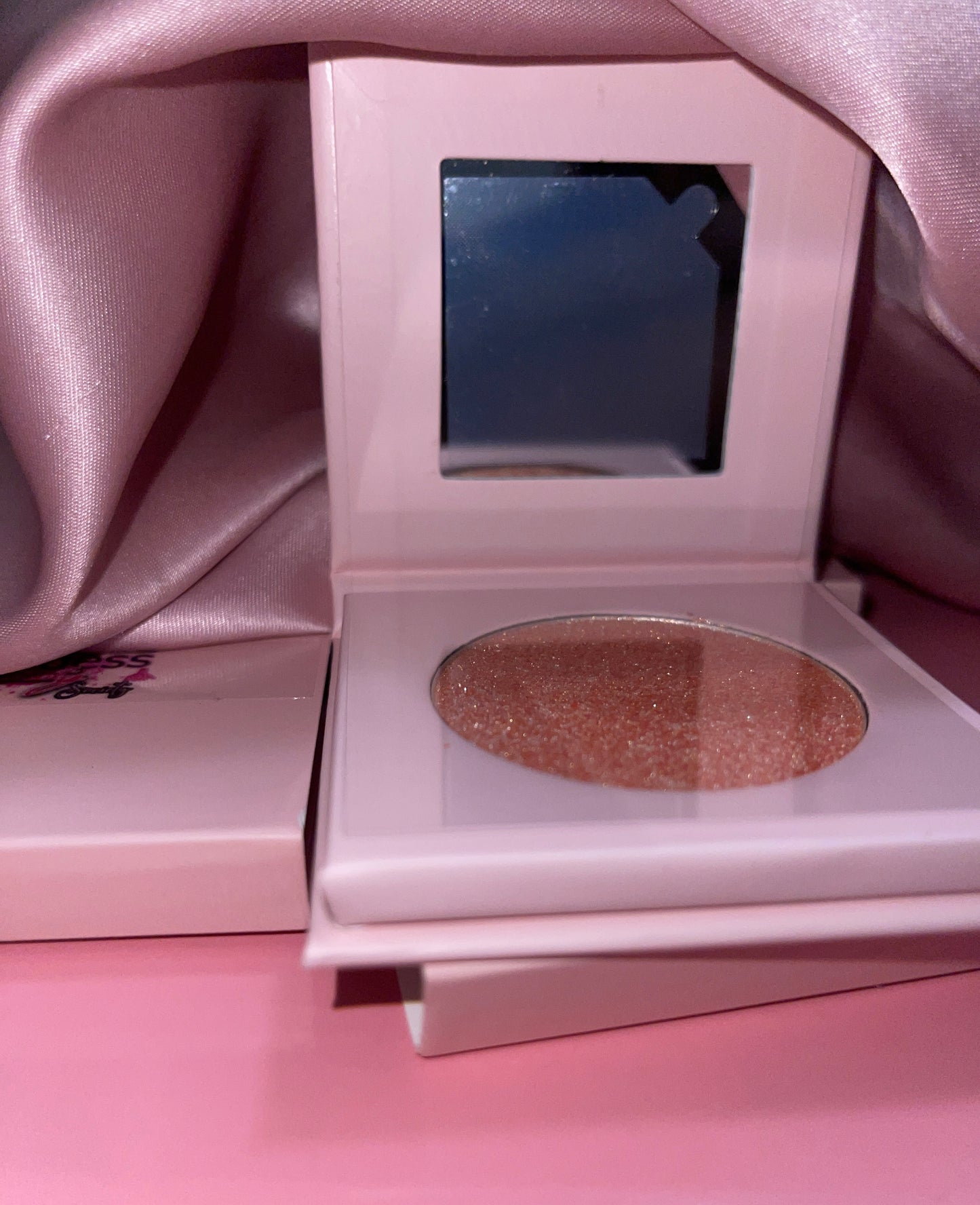 G.B.SLLC Shimmer Highlighter