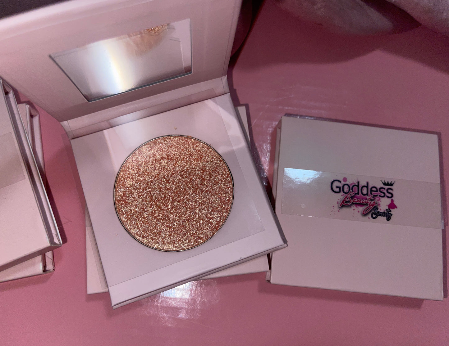 G.B.SLLC Shimmer Highlighter